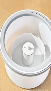 Hands-Free Self Cleaning Spin Mop Bucket Automatic Wet and Dry + FREE 4 Mop Pad (Separates clean and dirty water)
