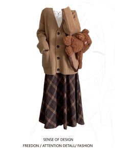 Plus Size Fat Sister Maillard Wear Lazy Sweater Coat Knitted Cardigan + Retro Plaid Two-Piece Overskirt Suit