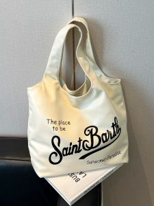 กระเป๋าถือทรงถุงผ้าลายทางแบบลำลองสำหรับผู้หญิง กระเป๋าสะพายไหล่ขนาดใหญ่ กระเป๋าใส่ของสำหรับเดินทาง กระเป๋าใต้วงแขน กระเป๋าถือแฟชั่นใหม่ 2025