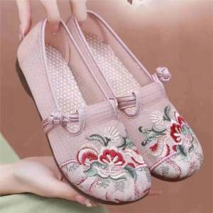 Convenient Slip-on Breathable Mesh Canvas Shoes