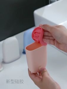 Travel Silicone Portable Soap Dish Waterproof Case Container Cute for Outdoor Sealing Storage Box Travel Organizer Bathroom Products