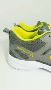 Sepatu running casual sepatu olahraga pria wanita