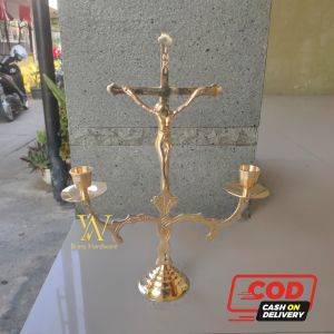 Tempat Lilin Salib Yesus Salib Duduk Kuningan Rohani 1 Pcs