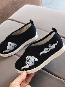 รองเท้าเด็กชาย ทรงจีนโบราณ ปักลายมือทำจากผ้าฝ้ายสไตล์ชาติพันธุ์ รองเท้าเด็กนักเรียน ฤดูใบไม้ผลิและฤดูร้อน