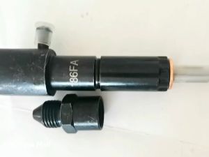186FA Engine Injector Nozzle Injector Nozzle for Rotary TillerWalking TractorRotavator Fuel Injector Assembly