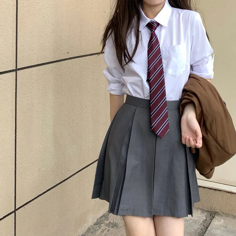 Long pleated uniform top skirt