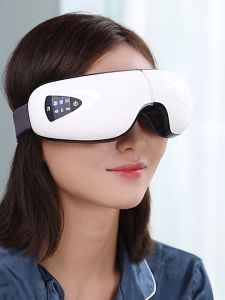 Alat Pijat Terapi Mata Dengan Menggetarkan & Menghangatkan Airbag\\n\\n Apa Itu Pijat Terapi Untuk Kesehatan Mata?\\n\\nPijat terapi mata adalah metode perawatan yang dirancang untuk meningkatkan kesehatan dan kenyamanan mata. Menggunakan alat pijat terapi mata dengan menggetarkan dan menghangatkan airbag dapat membantu meredakan ketegangan, kelelahan, dan masalah mata lainnya. Teknik ini telah digunakan secara luas untuk membantu individu merasa lebih rileks dan meningkatkan kesehatan mata secara keseluruhan.\\n\\n Manfaat Pijat Terapi Mata\\n\\nAlat pijat terapi mata memiliki banyak manfaat, termasuk:\\n\\n- Mengurangi ketegangan dan kelelahan mata\\n- Meningkatkan aliran darah ke mata\\n- Membantu meredakan sakit kepala dan migrain\\n- Meningkatkan fokus dan konsentrasi\\n- Mengurangi gejala sindrom mata kering\\n\\n Cara Kerja Alat Pijat Terapi Mata\\n\\nAlat pijat terapi mata bekerja dengan memberikan getaran dan panas ke area sekitar mata, yang membantu meredakan ketegangan dan meningkatkan aliran darah. Menggunakan airbag yang hangat dan getaran, alat ini dirancang untuk memberikan pengalaman pijat yang nyaman dan efektif.\\n\\n Mengapa Menggunakan Alat Pijat Terapi Mata?\\n\\nAda beberapa alasan mengapa Anda mungkin ingin menggunakan alat pijat terapi mata:\\n\\n Mengurangi Kegelisahan Dengan Alat Pijat Terapi Mata\\n\\nAlat pijat terapi mata dapat membantu meredakan kegelisahan dan stres dengan memberikan sensasi rileksasi dan relaksasi. Getaran dan panas yang dihasilkan oleh alat ini dapat membantu meredakan ketegangan otot dan meningkatkan mood Anda.\\n\\n Meningkatkan Kesehatan Mata Dengan Alat Pijat Terapi Mata\\n\\nMenggunakan alat pijat terapi mata dapat membantu meningkatkan kesehatan mata secara keseluruhan. Teknik pijat ini dapat membantu meredakan gejala sindrom mata kering, mengurangi ketegangan dan kelelahan mata, serta meningkatkan aliran darah ke mata.\\n\\n Bagaimana Menggunakan Alat Pijat Terapi Mata?\\n\\nBerikut adalah langkah-langkah penggunaan alat pijat terapi mata:\\n\\n Langkah-Langkah Penggunaan Alat Pijat Terapi Mata\\n\\n1. Pastikan alat pijat terapi mata Anda telah diisi dengan air hangat sesuai instruksi pabrik.\n2. Tempatkan alat di area sekitar mata Anda dan aktifkan getaran.\n3. Biarkan alat bekerja selama 10-15 menit.\n4. Matikan alat dan bersihkan sesuai instruksi pabrik.\\n\\n Tips Untuk Mendapatkan Hasil Terbaik Dari Pijat Terapi Mata\\n\\n- Gunakan alat pijat terapi mata secara teratur untuk mendapatkan hasil terbaik.\n- Pastikan airbag diisi dengan air hangat sebelum digunakan.\n- Gunakan alat pada area sekitar mata dan hindari kontak langsung dengan bola mata.\\n\\n Apa Yang Harus Diperhatikan Saat Menggunakan Alat Pijat Terapi Mata?\\n\\nAda beberapa hal yang harus diperhatikan saat menggunakan alat pijat terapi mata:\\n\\n Peringatan & Kontraindikasi\\n\\n- Jangan gunakan alat ini jika Anda memiliki masalah mata serius atau kondisi medis lainnya yang mungkin mempengaruhi penggunaannya.\n- Jangan gunakan alat ini jika Anda memiliki luka terbuka di area sekitar mata.\\n\\n Perawatan & Pemeliharaan Alat Pijat Terapi Mata\\n\\n- Bersihkan alat sesuai instruksi pabrik setelah setiap penggunaan.\n- Simpan alat dalam tempat yang kering dan aman saat tidak digunakan.\"\n}