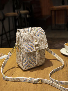 Womens Crossbody Bag Mobile Phone Bag Small Versatile Design 2025 New Style Fashionable Small Bag for Mobile Phone