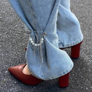 IngeSight.Z Trendy Elegant Imitation Pearl Tassels Chain Anklet Women 2025 Summer Detachable Trouser Brooch Chain Jewelry Gift