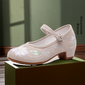 Spring Autumn Womens Cheongsam Embroidered Shoes Soft Bottom Platform Ethnic Style Flower Pattern round Toe Daily Wear