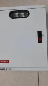 CHANG ตู้โหลดเซ็นเตอร์ 12ช่อง MV-12 เมนเบรกเกอร์ 3P 100A พร้อมลูก 3P 1 ตัว ลูกย่อย 1P 9 ตัวครบเลือกแอมป์ได้ครับ