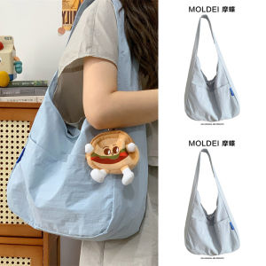 กระเป๋าสะพายไหล่ผ้าใบ Tote ขนาดใหญ่สำหรับผู้หญิง กระเป๋าสะพายประจำวัน ลายการ์ตูนสีน้ำเงิน กระเป๋าถือแบบหนังสือ 2025 ฤดูใบไม้ร่วง