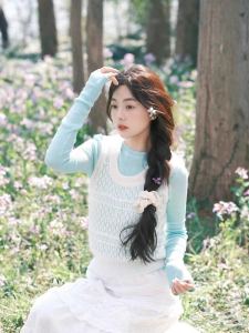 ชุดเสื้อสเวตเตอร์ถักแฟชั่นสำหรับผู้หญิง สีเขียวมิ้นต์ ชุดกระโปรงสั้นสีขาว ชุดคลุมกันหนาวฤดูใบไม้ผลิ ชุดลำลอง ทรงปกติ แขนยาว คอกลม