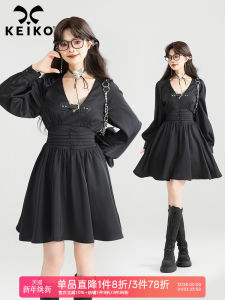 Đầm Đen Sâu V Keiko Thu Đông Mới Đầm Ngắn Xếp Ly Eo Cao Thanh Lịch Đầm Chữ a Dài Tay Mùa Xuân Thu Đông