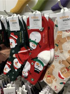 ถุงเท้าผู้หญิง Kikiyasocks ถุงเท้าคริสต์มาสลายล้างน้ำแข็ง ถุงเท้าคริสต์มาส ถุงเท้าสั้นกลางน่อง ถุงเท้าผู้หญิง ถุงเท้าผู้หญิง