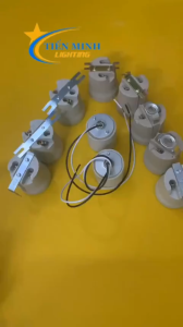 Combo 4 cái/ 6 cái/ 12 cái đui đèn E27 bas C bằng sứ chịu nhiệt đồng mạ niken chịu tải tốt