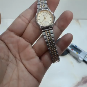 Đồng hồ nữ Citizen Junction Vega size 25mm demi vàng second hand Nhật