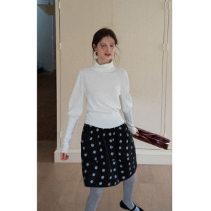 French Crew Neck Slim Fitted Long Sleeve Knitwear suitable for versatile styling