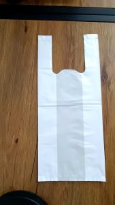 ถุงหูหิ้ว ถุงหิ้วขาวนม ถุงหิ้วร้านยา สีขาวนม เนื้อไฮเดร็น (HD)  เเพ็ค 1 กิโล