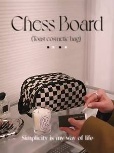 202 Toast Plaid Cosmetic Bag Good-looking Chessboard Storage Bag Portable Travel Large Capacity Wash Bag