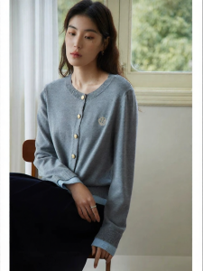 DUSHU | College Style Contrast Color Fake Two-Piece Knitwear