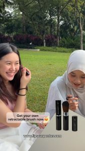 Lips carpenter [Ready Stock] Retractable Makeup Brush