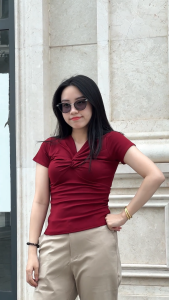 Áo Thun Nữ Xoắn Ngực Kiểu Dáng Ôm Chất Vải Thun Tăm Thoáng Mát Co Giãn Thoải Mái