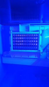 เครื่องทำน้ำแข็ง น้ำแข็งสุขภาพทำเองง่ายๆ เครื่องทำน้ำแข็งไจแอ้นพลัส สุดคูล ไลฟ์สไตล์เราเอง ร้านกาแฟต้องหา ขนาดสี่เหลี่ยมละลายช้า เย็นเร็ว