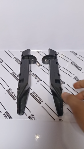 BREKET BEMPER PENGAIT BEMPER DEPAN AVANZA XENIA 2006-2010