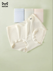 MiiOW | Antibacterial Modal Mulberry Silk Seamless Mid-Waist Panties