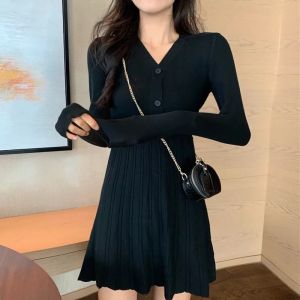 New Korean fashion kitted longsleeve dress /casual dress/v-neck dress/party dress/causal dress
