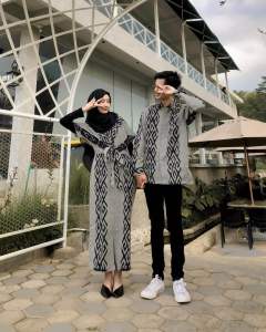 baju tenun ethnik dress dan kemeja baju kondangan baju couple pasangan baju lebaran