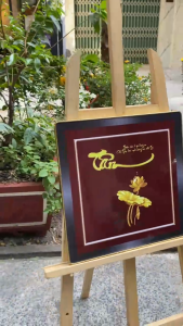 Tranh Thư Pháp Chữ Cha Mẹ Dáng Vuông Chất Liệu In Gỗ Tráng Gương Treo Tường Nghệ Thuật