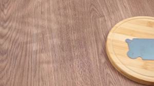 Curved Cabinet Scraper Cards Card Scraper Woodworking Robust Steel Edge Design Wood Scraper for Woodworking Juice Groove Card Scraper Multi Use Woodworking Tools Blue