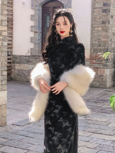 Young Girls Retro Velvet Long Cheongsam Elegant Sleeveless Modified Traditional Chinese Style Daily Wear Breathable Floral Pattern