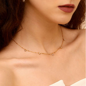 E.B.belle Elegant 5 Round Zircon Thin Chain Clavicle necklace Feast 18K Gold Plated stainless steel womens jewelry Decoration