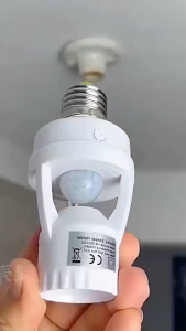Đui Đèn Cảm Ứng Người Thông Minh ZS-027 E27 Tự Động Bật Tắt – Cảm Biến Chuyển Động Tiết Kiệm Điện