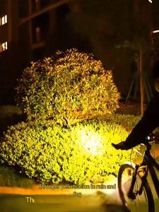Multifunctional Bicycle Headlight Light Highlight 1100 Lumens 4000mah Long Battery Life USB Charging LED Night Riding Hanging Matching Yellow Lampshade White Switchable
