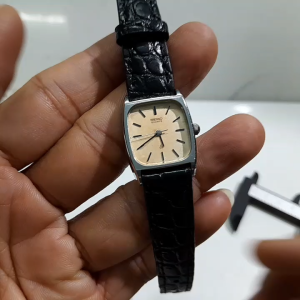 Đồng hồ nữ tank Seiko vintage cổ điển size 21x28mm dây da second hand Japan