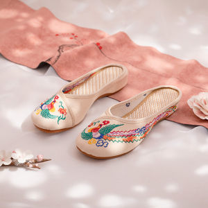 Ladies Embroidered Slippers Cotton Linen Qipao Style Slip-On Shoes Floral Pattern Daily Wear Low Heel Flat Bottom Rubber Sole