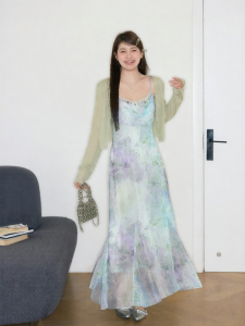 JULULOOK | Đầm Maxi Dạng Xòe Dưới Thắt Eo Đổi Màu Dần Cổ Flare