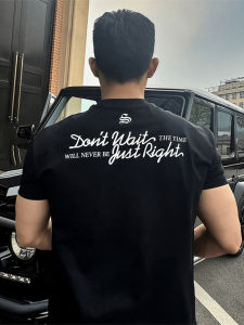 เสื้อยืดแขนสั้นผู้ชาย สีดำ คอลเลกชั่นฤดูร้อน ทรงหลวม ผ้าฝ้าย ระบายอากาศได้ดี เสื้อเชิ้ตคอตตอน ทรงลำลอง