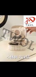 TWOL 1pcs Portable Cosmetic Bag Travel Sanitary Pad Cute Lipstick Napkin Storage Bag Small Makeup Pouch