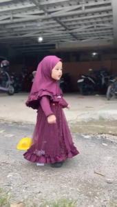 Gamis Anak Aisy Set Hijab BURGANDY SERIES usia 0-12 thn