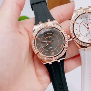 GOGOEY นาฬิกาผู้หญิง แฟชั่น แบรนด์แท้ กันน้ำได้ 100% สาย ยางเรซิน ขอบประดับเพชร ขนาด 35 มม