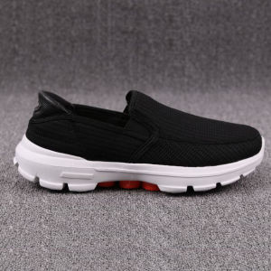 รองเท้าวิ่งตาข่ายระบายอากาศสําหรับผู้ชายรองเท้ากีฬาเดินสบาย ๆ พร้อมพื้นรองเท้านุ่มน้ําหนักเบาและการออกแบบกันลื่น