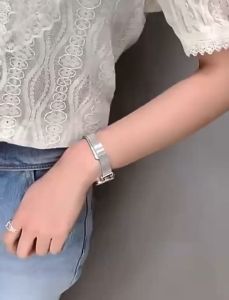 ฤดูร้อนเสื้อยืดแขนสั้นลูกไม้ชีฟองเสื้อฤดูร้อนเสื้อผ้าผู้หญิงใหม่ออกแบบเสื้อสั้นฤดูใบไม้ผลิ