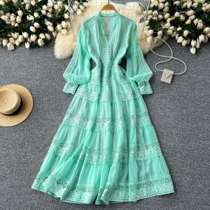 Elegant French Retro V-Neck Lace Splice High Waist Long Sleeve Womens Dress with Superior Feelings Slimming Effect Midi Skirt