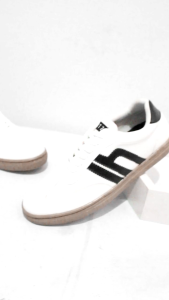 Sepatu Sneakers Pria H 4301 Brand Hertz Sepatu Casual Hangout Sekolah Kuliah Kerja Acara Trendi Berkualitas Warna Putih