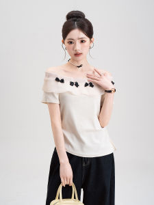 Nurture One | Áo Thun Dáng Off Shoulder Có Nơ và Xếp Ly ở Vùng eo